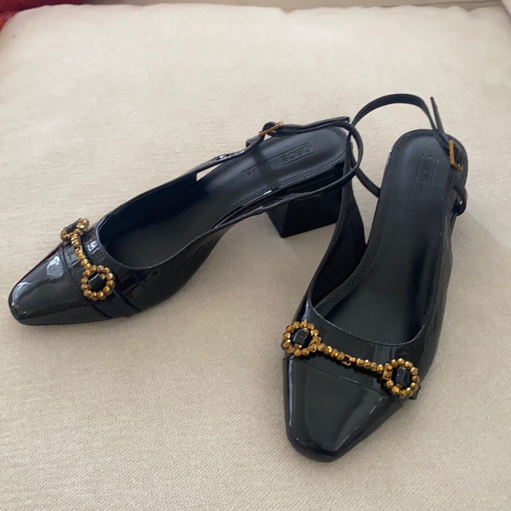 Like new ASOS Patent snakeskin detail pumps 👠